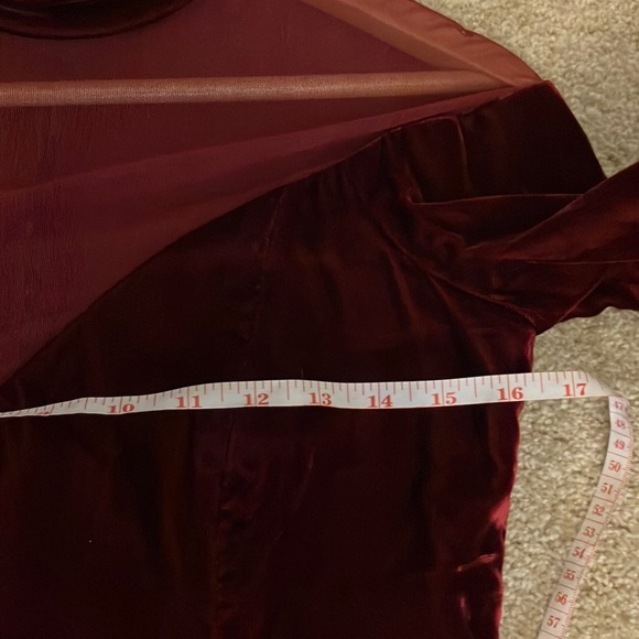 Stunning Vintage 90’s Burgundy Velvet Long Sleeve Mock Neck Gown Gothic Sz Small - Picture 8 of 15